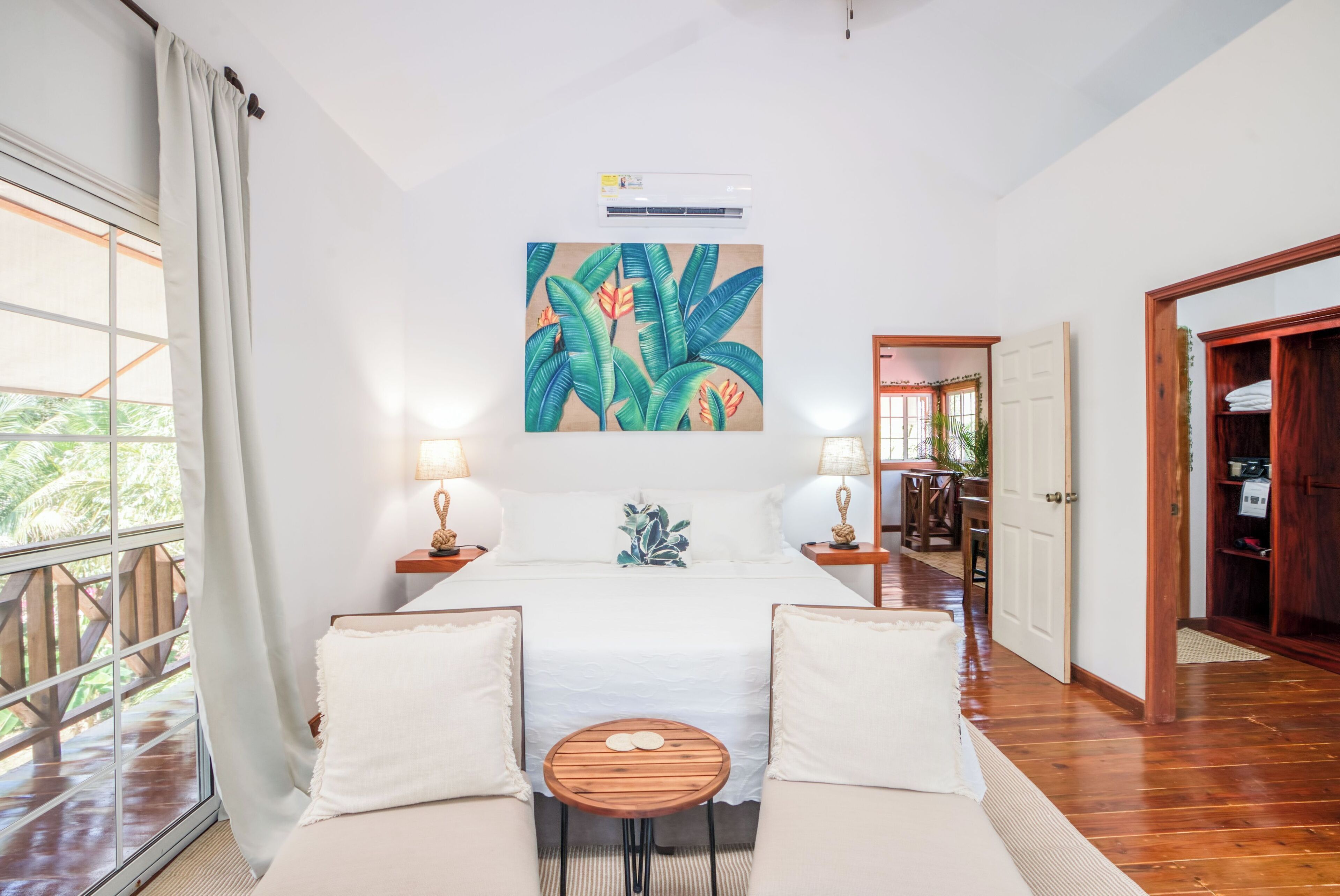 Luxe penthouse | Lakens van Egyptisch katoen, luxe beddengoed, Tempur Pedic-bedden