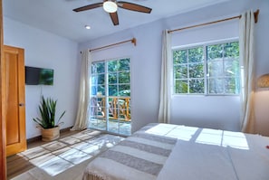 Penthouse Luxe | 2 chambres, draps en coton égyptien, literie de qualité supérieure
