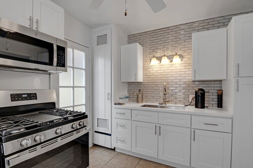 Freshly remodeled beach getaway, steps to the sand