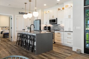 Fridge, microwave, oven, stovetop - Coastal Carolina Cottage- Oceanfront sleeps 20! (Daufuskie Island)