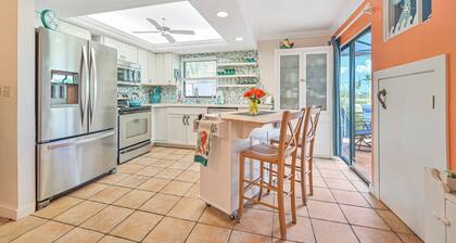 Sanibel Island/Iona Florida 2B Townhouse Minutes from the Beach