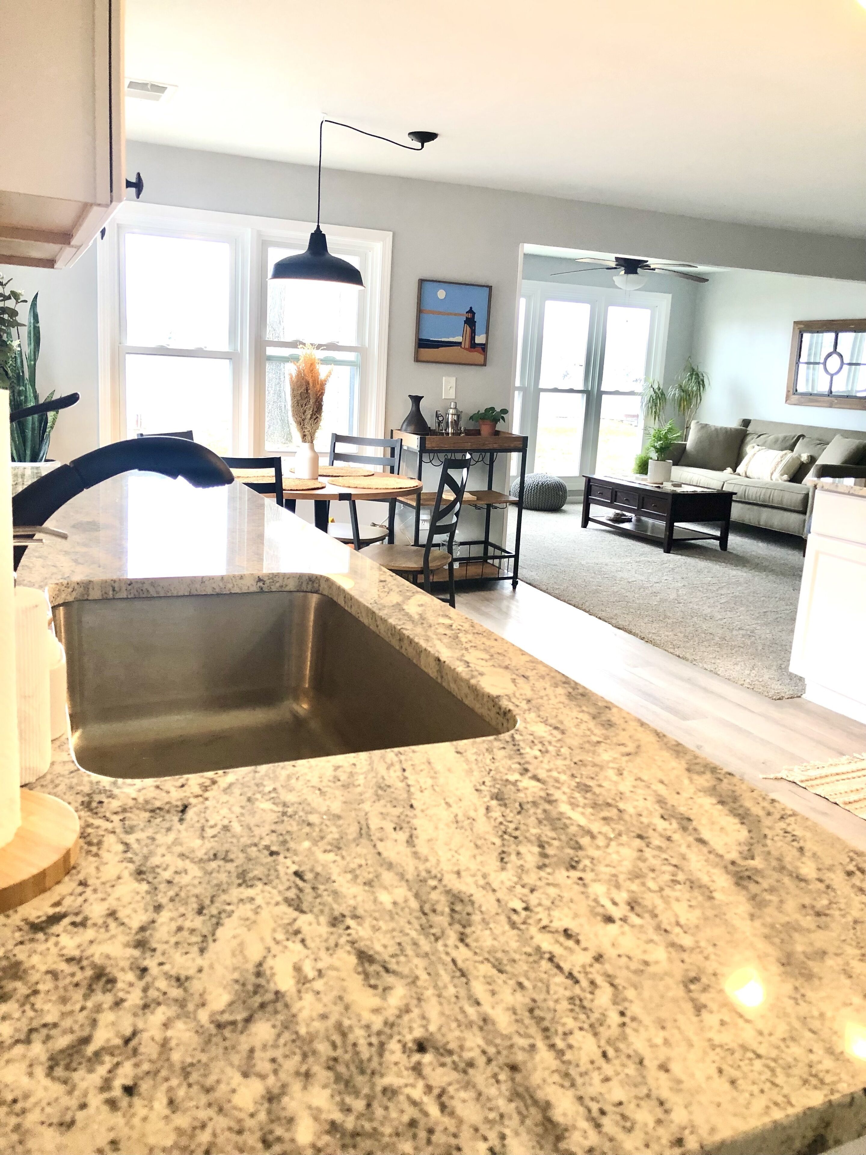 Frigorífic, microones, forn i placa de cuina 