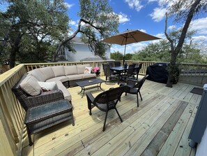 Outdoor dining - Lake Hm Hill Mountain View-Boat Rental Available! (Canyon Lake)