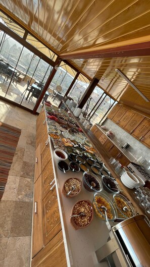 Free daily buffet breakfast - Balloon View Hotel (Nevsehir)