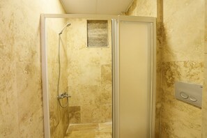 Economy Double Room | In-room safe, soundproofing, iron/ironing board, free WiFi - Balloon View Hotel (Nevsehir)