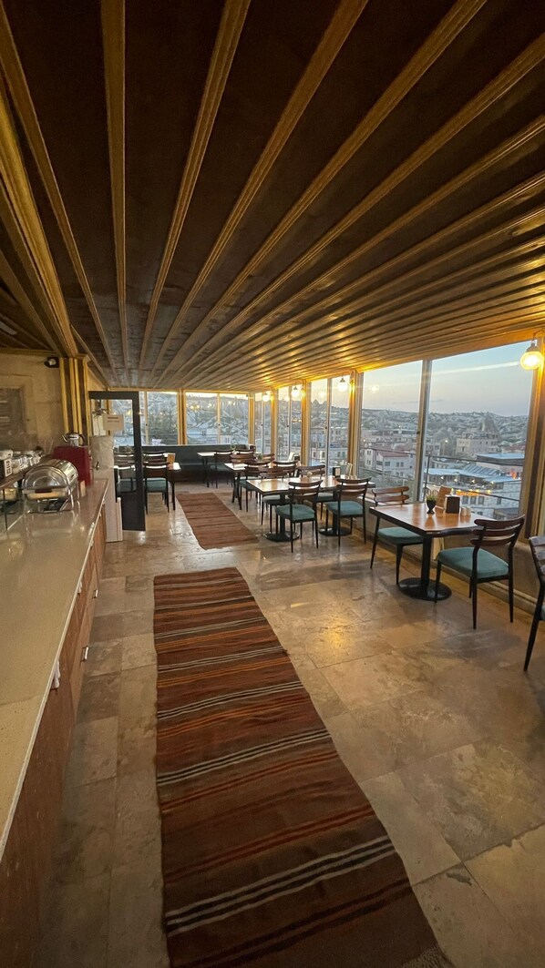 In-room safe, soundproofing, iron/ironing board, free WiFi - Balloon View Hotel (Nevsehir)