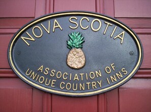 Exterior - The Garrison House Inn (Annapolis Royal)