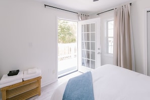 2 chambres, fer et planche à repasser, Wi-Fi gratuit, draps fournis