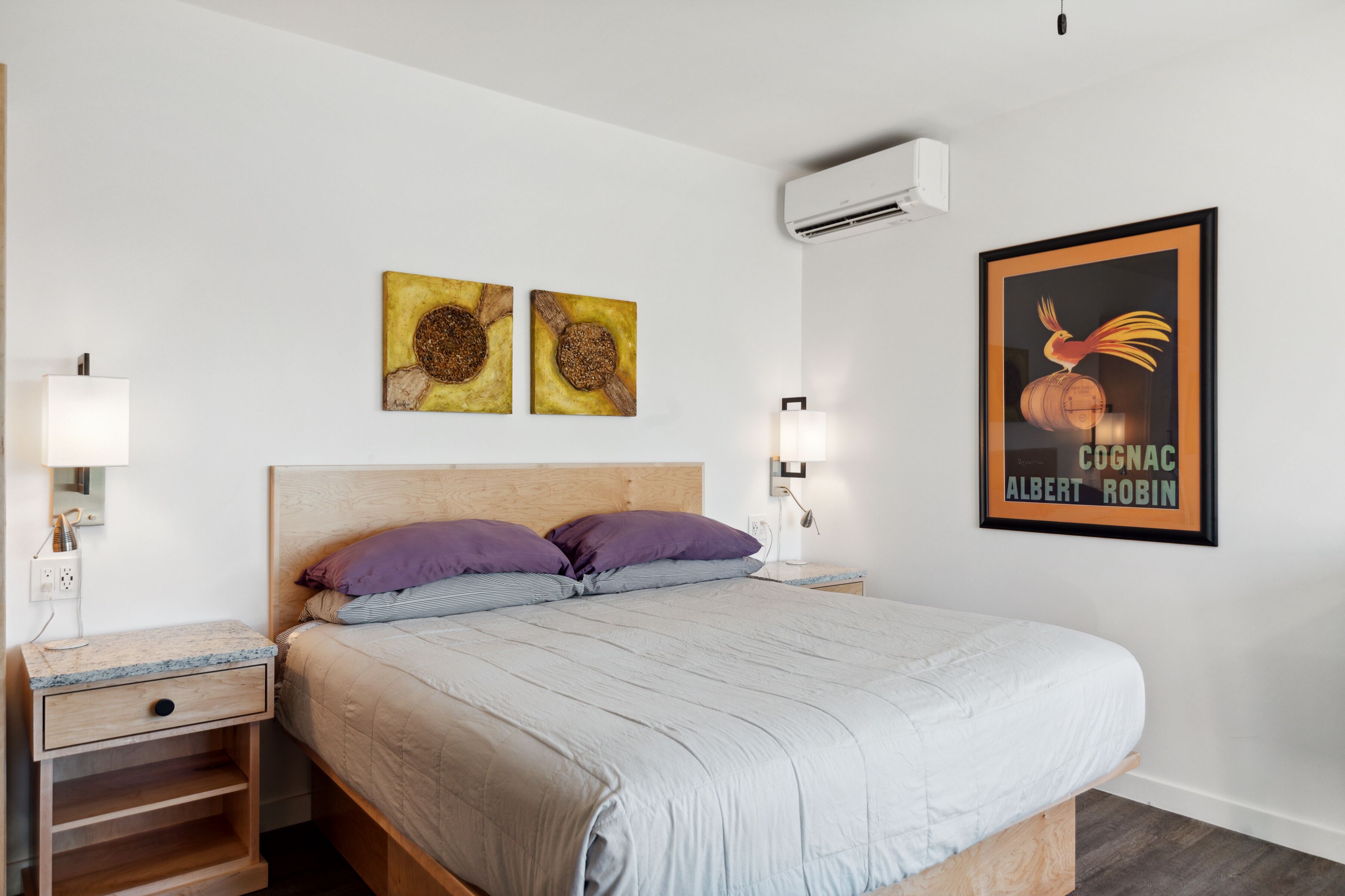 Boutique Hotel Folly Room 9: King Studio with a deck - sunset views over Folly River