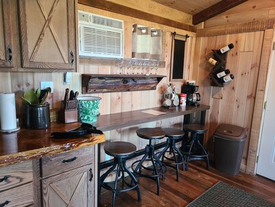 Large Family Cabin at Lakeview by Sue