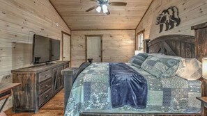 3 bedrooms, iron/ironing board, travel crib, WiFi