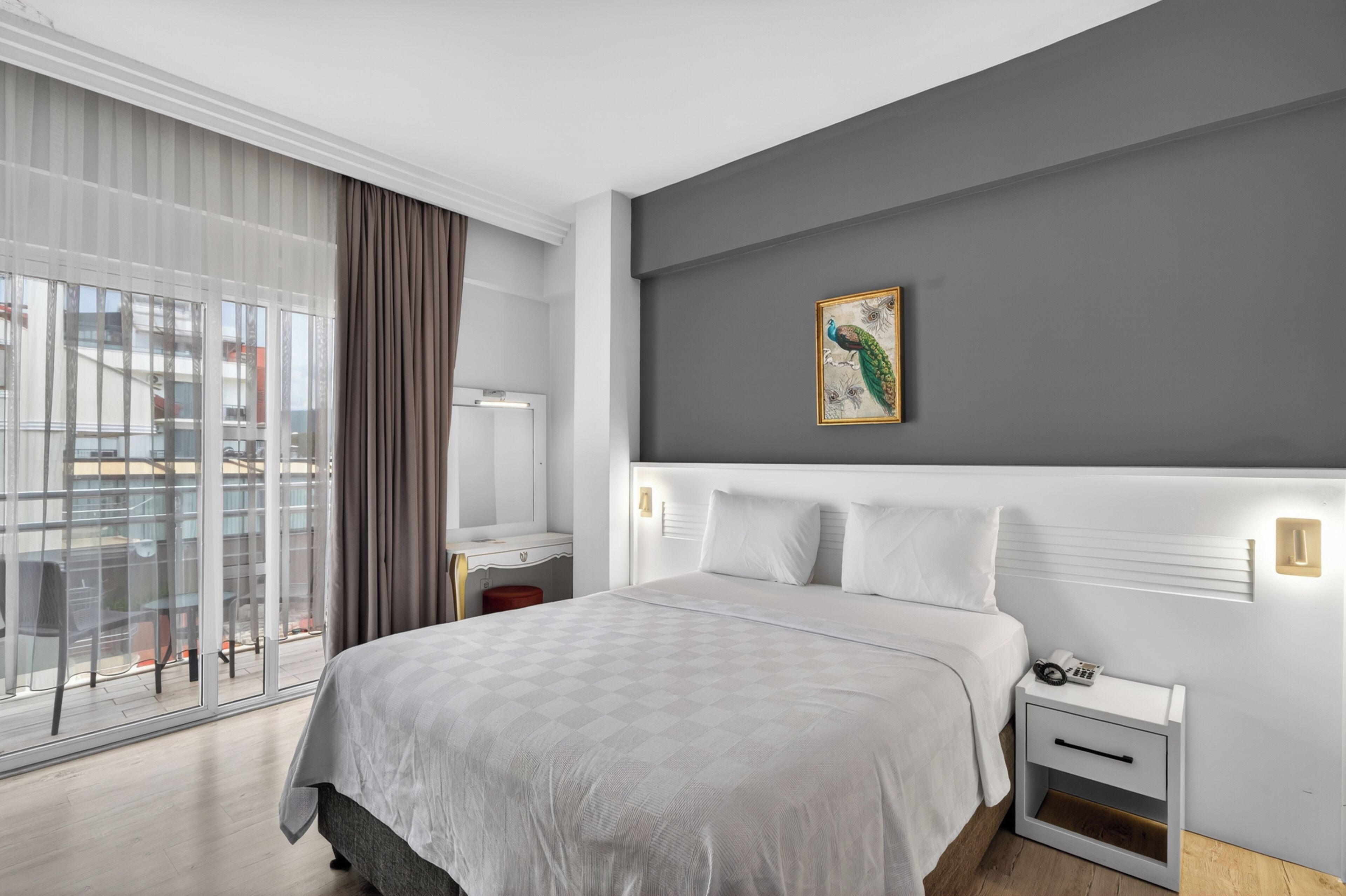 Standard Double Room | Minibar, laptop workspace, free WiFi, bed sheets
