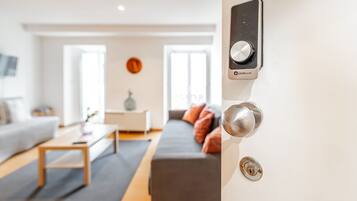 Appartement Standard, balcon | Coin séjour