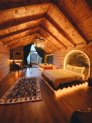 Exclusive Room | Premium bedding, down comforters, Select Comfort beds, free minibar - ZirvedeKal Suit Otel (Camlihemsin)