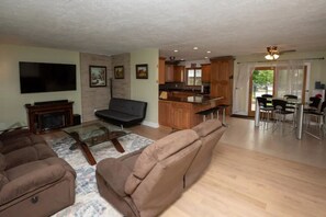 智能電視、書籍