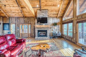 Smart TV, fireplace, offices