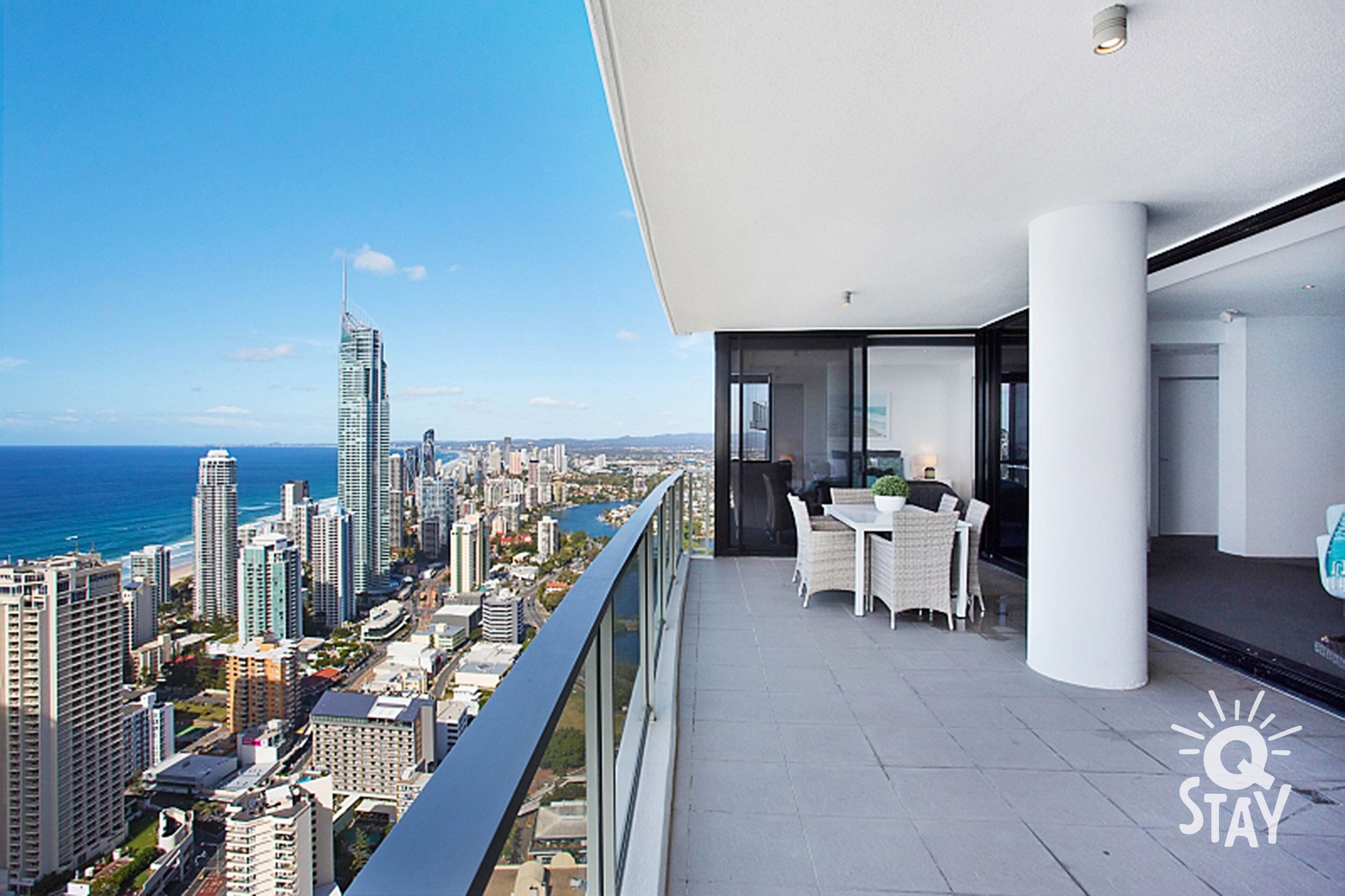 ♦️ Circle on Cavill – 4 Bedroom Sub Penthouse SPA Spacious Unit Ocean — Q Stay