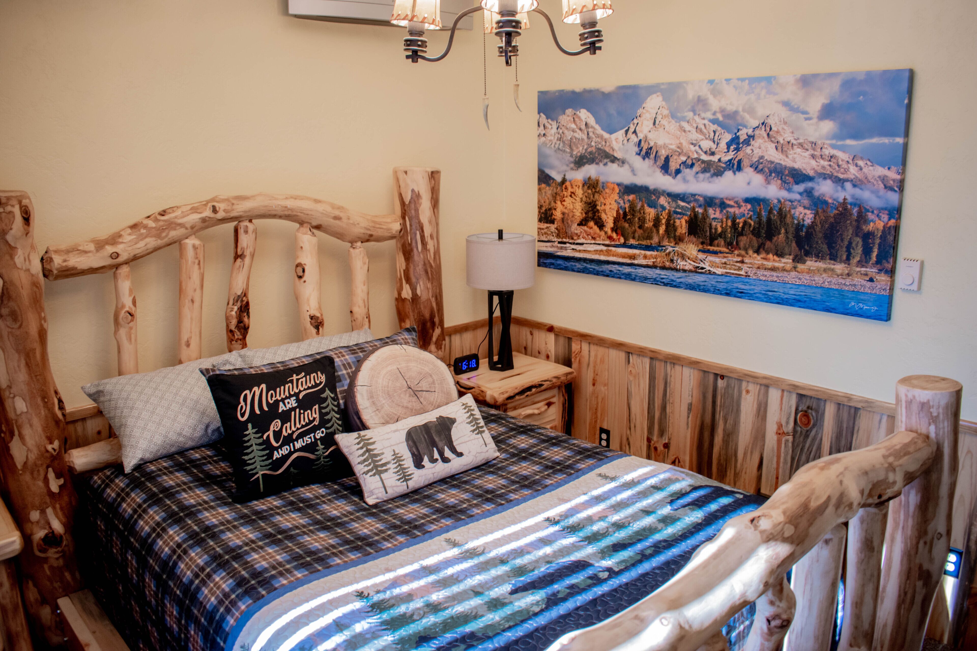 2 bedrooms, desk, iron/ironing board, free WiFi