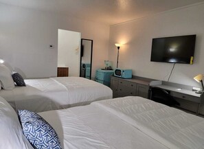 Comfort-Doppelzimmer | 1 Schlafzimmer, individuell dekoriert, Schreibtisch