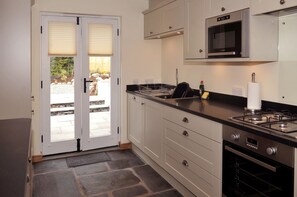 Fridge, microwave, oven, stovetop - No. 3 The Forge, village cottage in quiet location with walks from the door (Coniston)