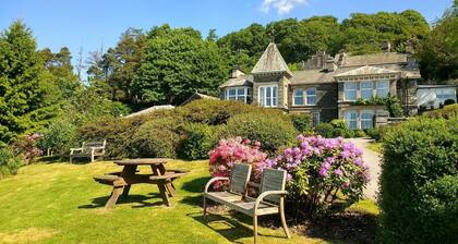 Stables Cottage, a cosy cottage for 2 in Beatrix Potter country