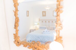 1 chambre, fer et planche à repasser, lit parapluie, Wi-Fi gratuit