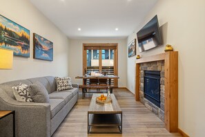 TV connectée, cheminée