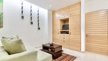 Premier Condo | Living room | 42-inch Smart TV with digital channels, TV