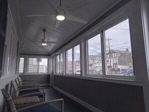 Interior - Steps to Beach Entrance #7, 1st floor, 2 Bedrooms, King Bed, Private deck/grill (Salisbury)