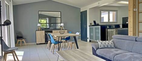 Smart TV, books, computer monitors