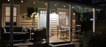 Charming Beach Cottage-1 block to beach/boardwalk