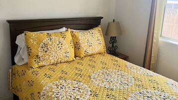 2 habitaciones, escritorio, wifi y ropa de cama