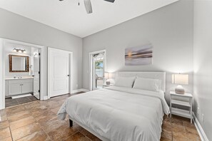 4 habitaciones, escritorio, tabla de planchar con plancha y wifi gratis 