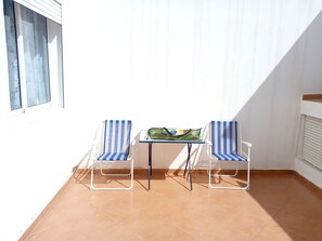 Terrace/patio - Beautiful Studio with King bed and Free parking (Agadir)