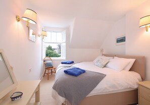 2 dormitoris, planxa i posts de planxar, wifi gratuïta i roba de llit 