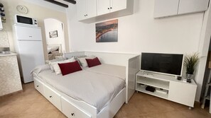 2 slaapkamers, een strijkplank/strijkijzer, gratis wifi, beddengoed