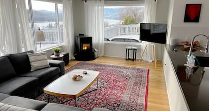 Point Lyle - River Views, Pellet Stove, Scenic!