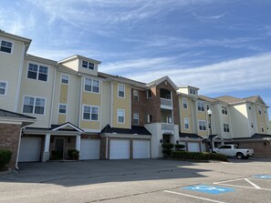 Exterior - Cozy 3bd/2bh at Barefoot Resort & Golf ⛳️ 🏝 ☀️ 5 min to beach! (North Myrtle Beach)