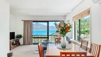 Apartamento | Servicio de comidas en la habitación