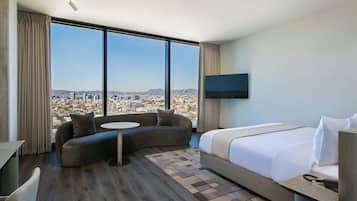 Daunenbettdecken, Zimmersafe, Schreibtisch