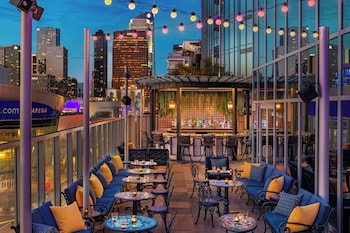 4 bars/lounges, lobby lounge, rooftop bar at AC Hotel Downtown Los Angeles, a Marriott Hotel