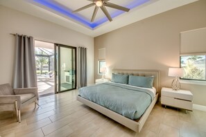 4 bedrooms, desk, iron/ironing board, free WiFi