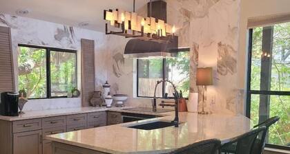 Unbelievable 3 1/2 story Modern Cabin with Lake View