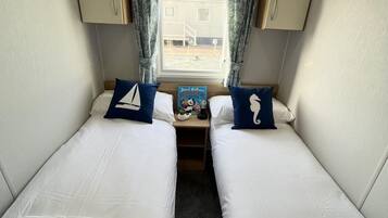 Cottage | 2 bedrooms, iron/ironing board, free WiFi, bed sheets