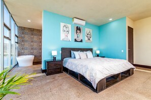 3 bedrooms, desk, iron/ironing board, free WiFi