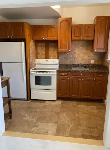 Minimalistic Charm & Comfort in the Heart of Miami