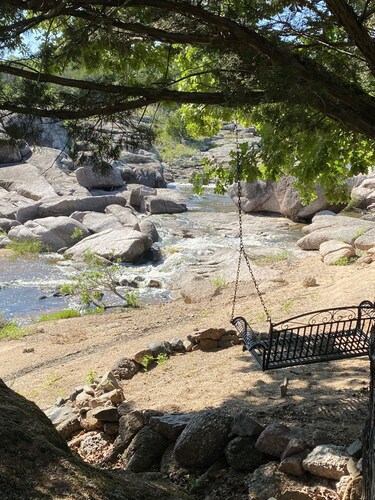 spacious cabin in incredible location