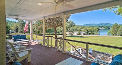 Hayesville Lake Getaway w/ Balcony & Mtn Views!