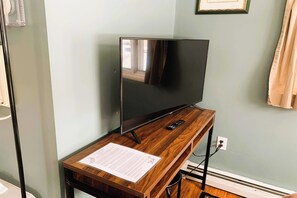 Chambre, 1 grand lit, coin cuisine (Riverfront) | Wi-Fi gratuit, draps fournis