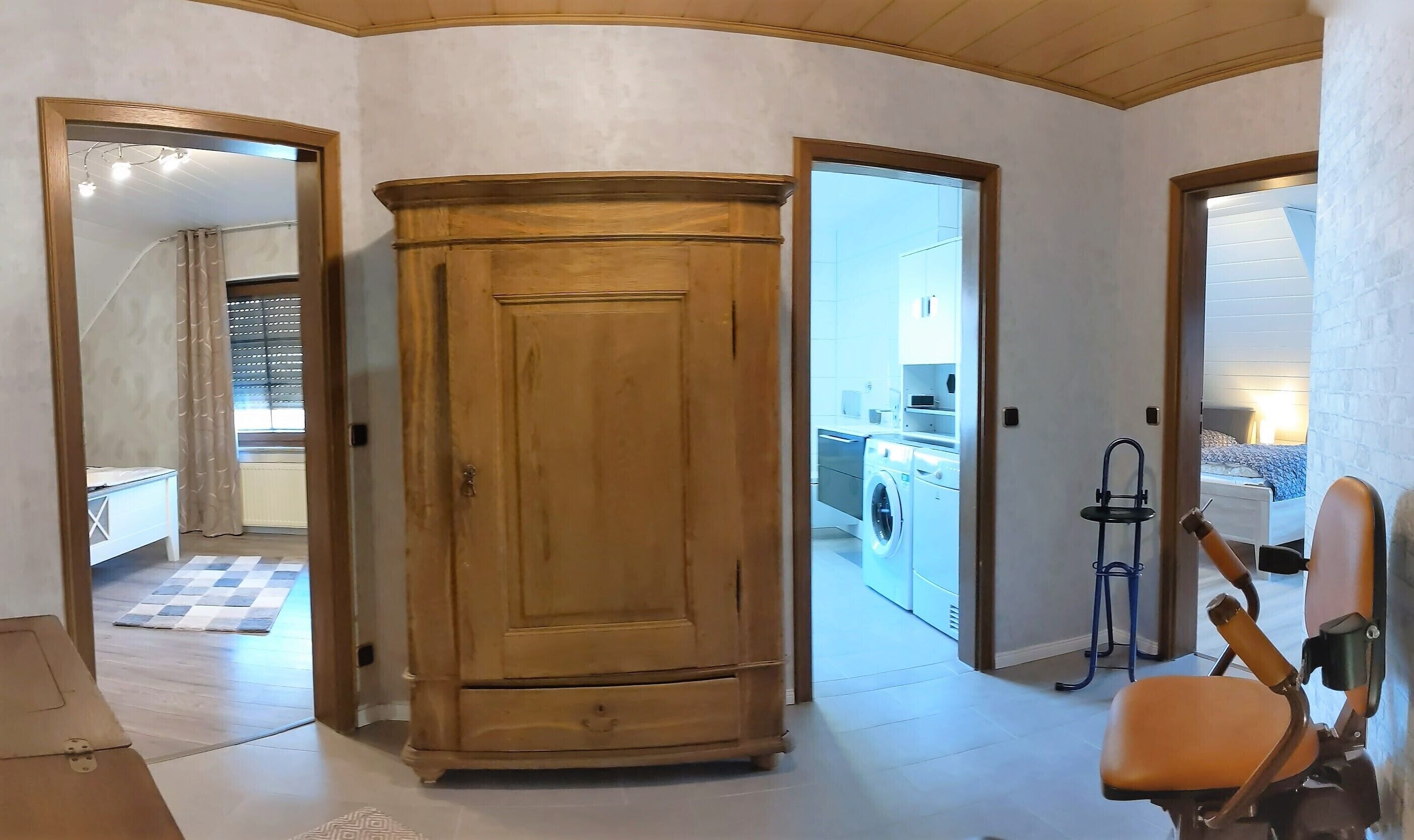 2 habitaciones, tabla de planchar con plancha y wifi gratis 